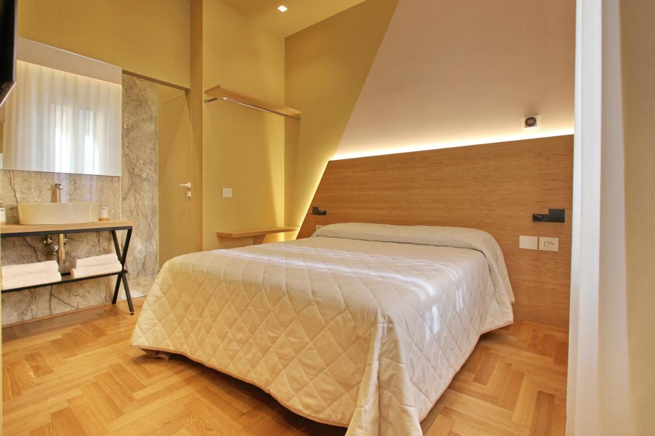 Dreaming Rome Suites Экстерьер фото