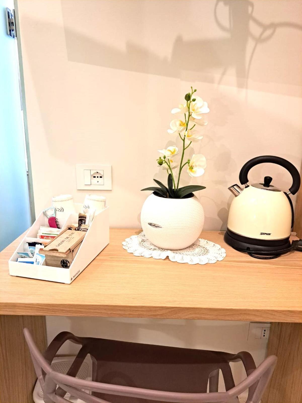Dreaming Rome Suites Экстерьер фото