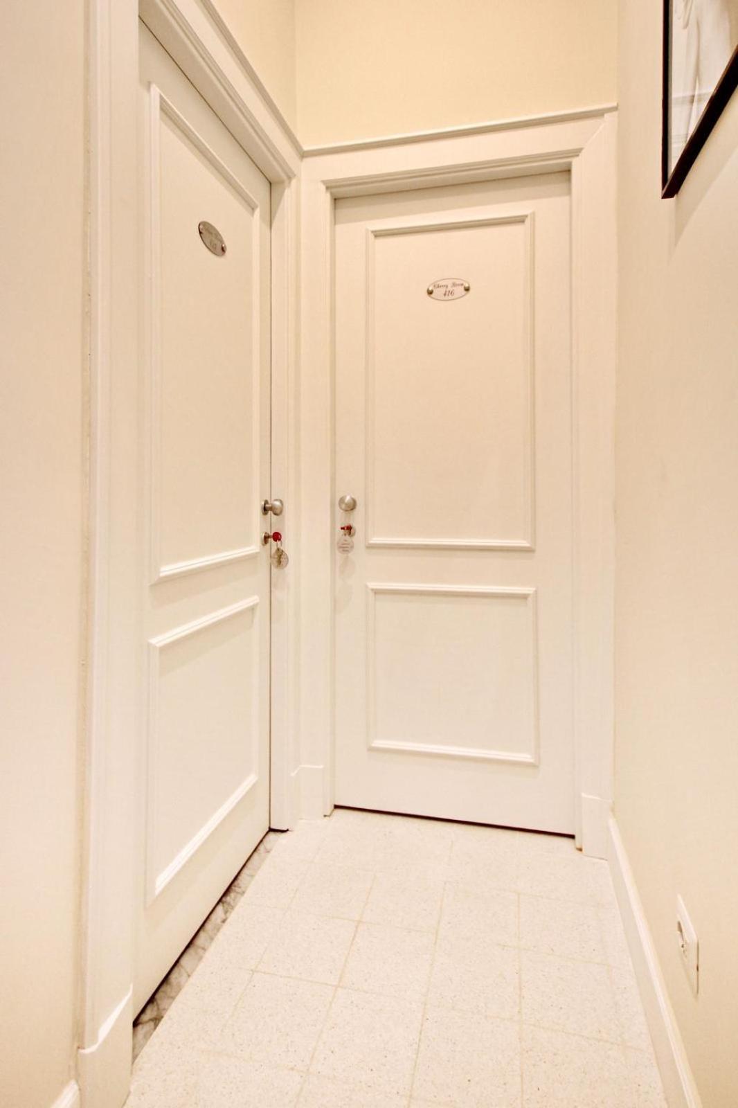 Dreaming Rome Suites Экстерьер фото